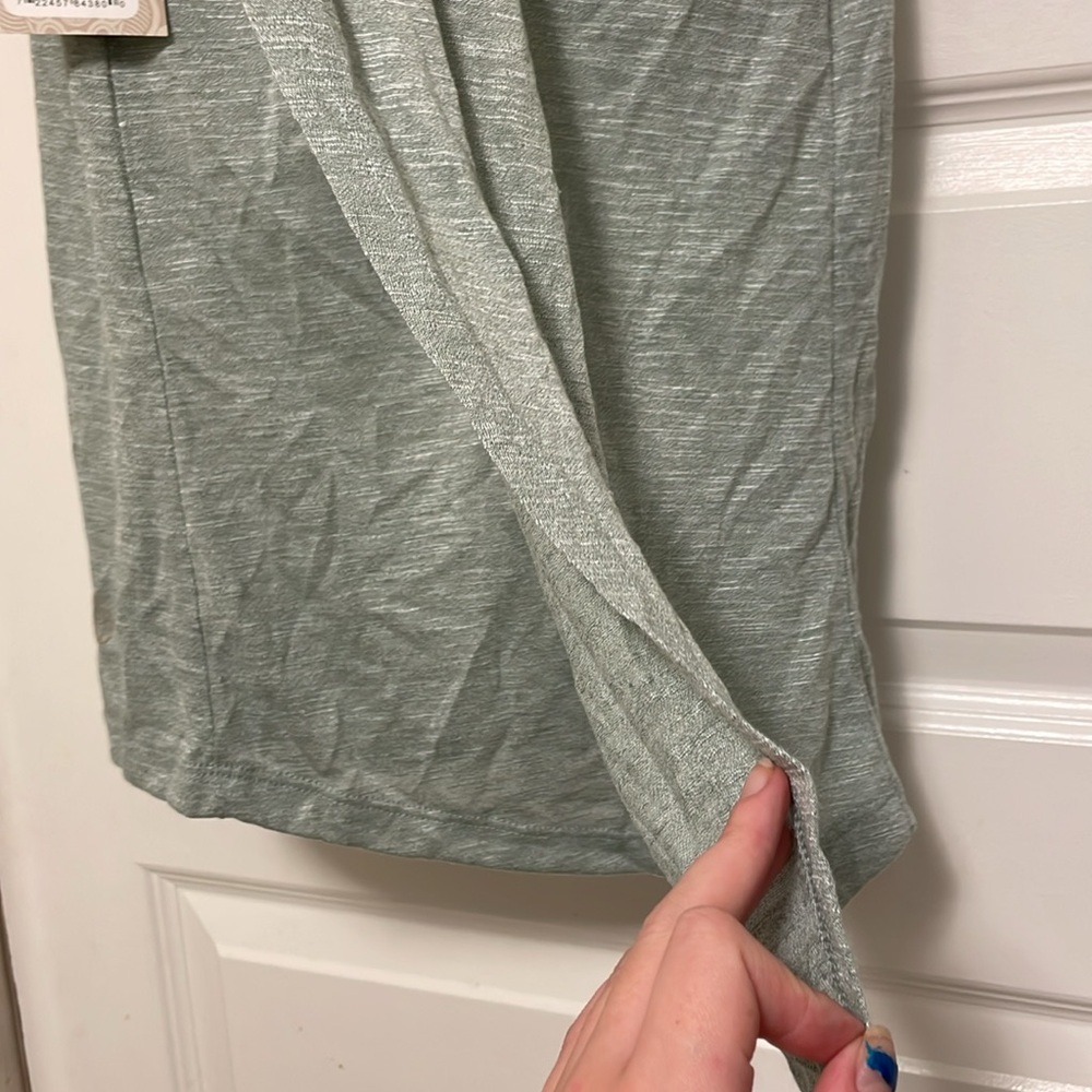 NWT Balance Collection Tank top medium - Picture 5 of 10